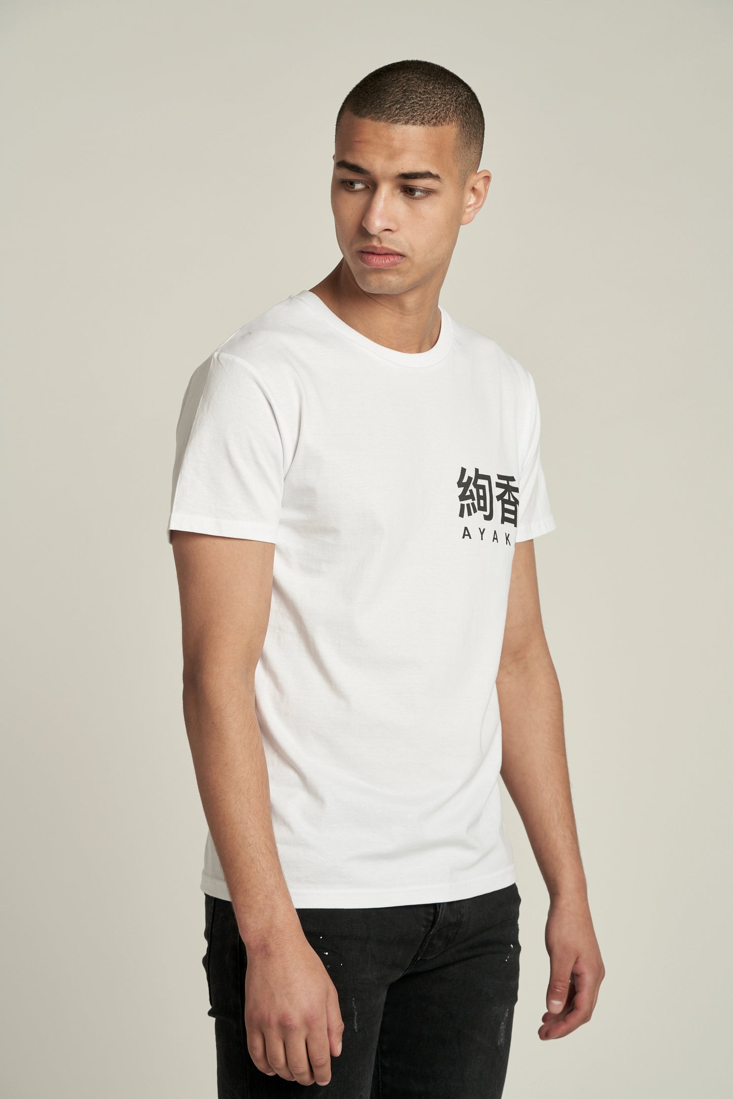 T-Shirt YURI White