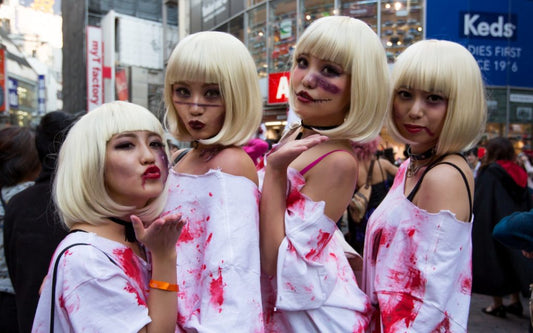 Halloween-Neuausrichtung: AYAKAs erstes Halloween in Kabukichō